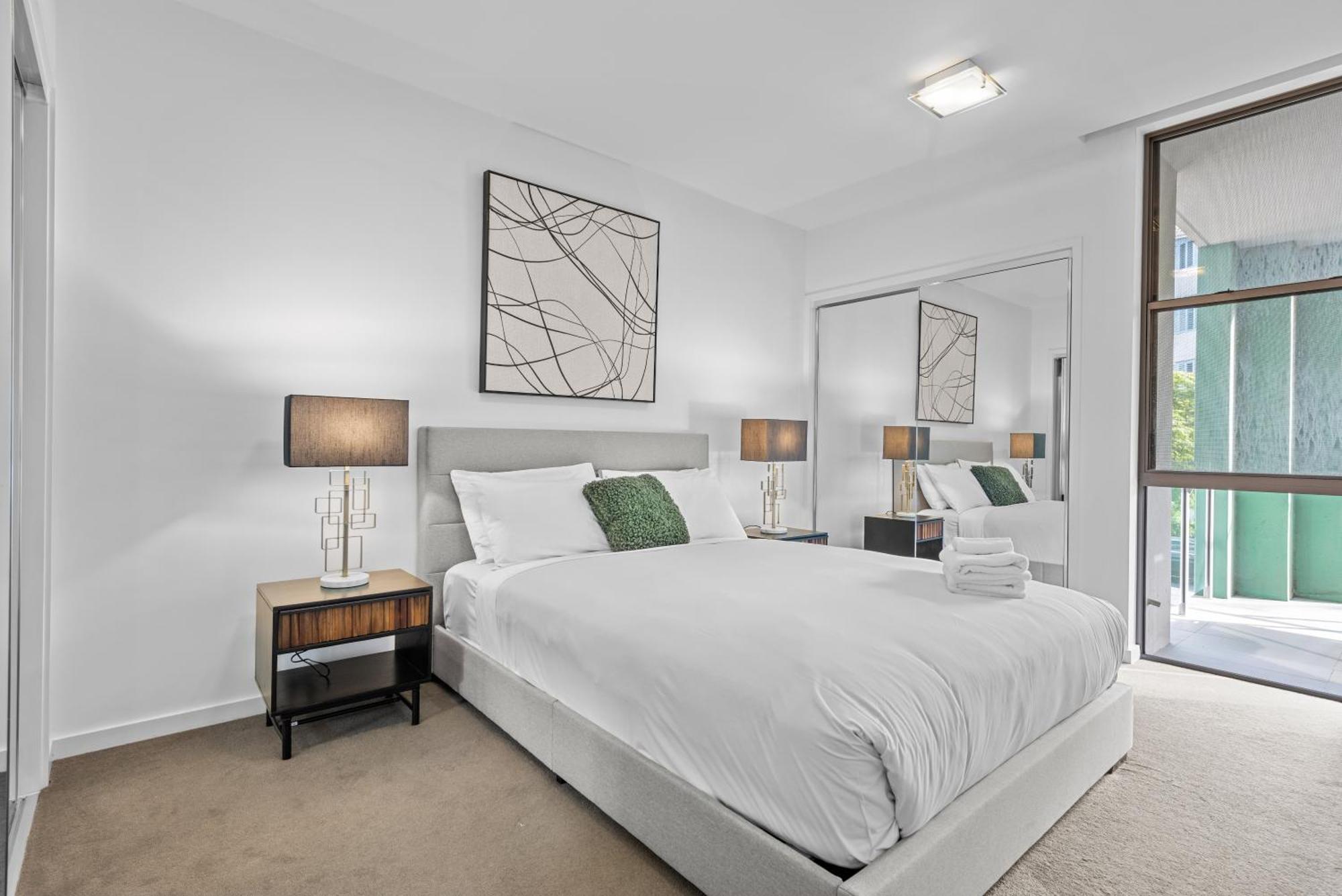 Cirque Boutique Apartments Brisbane Room photo